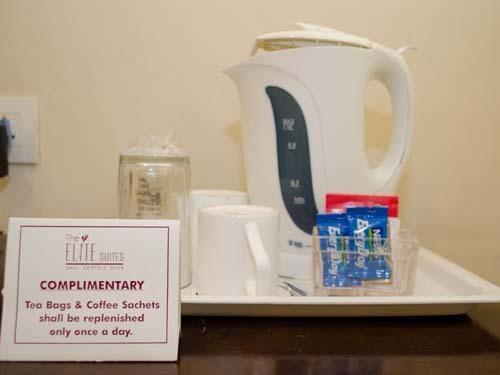 Hotel The Elite Suites Pune Bagian luar foto
