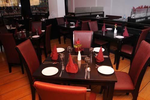 Hotel The Elite Suites Pune Bagian luar foto
